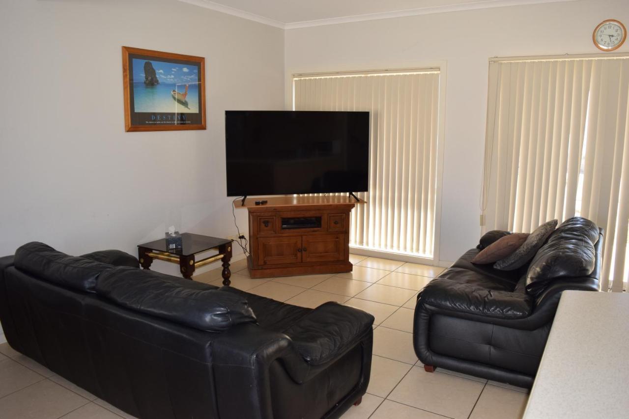 Christies Seahorse Holiday Townhouses Port Noarlunga Dış mekan fotoğraf