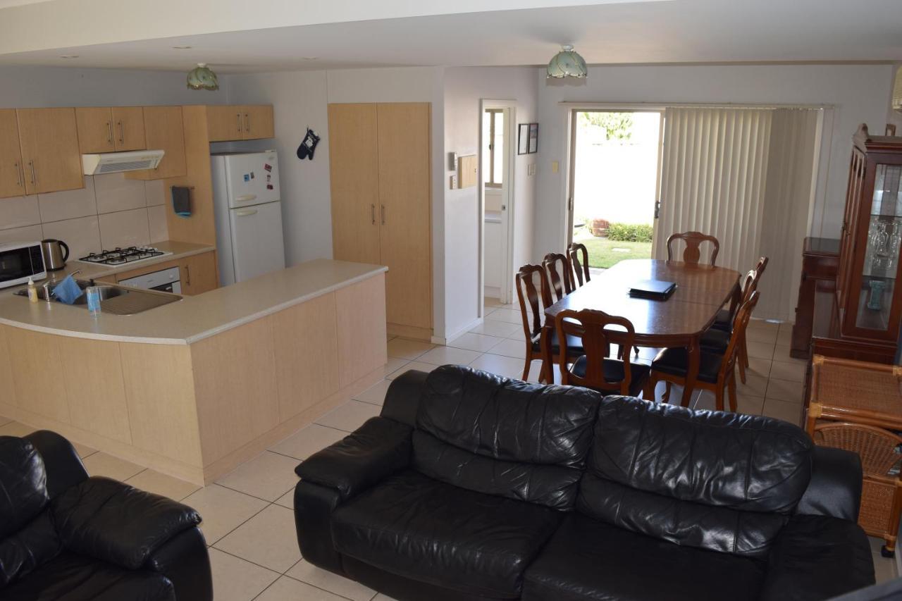Christies Seahorse Holiday Townhouses Port Noarlunga Dış mekan fotoğraf